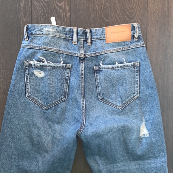 Distress denim - Picture 7 of 7